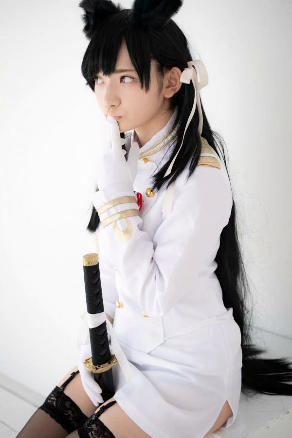    (Cosplay) 樱井Sakurai爱宕cos重现：猫耳制服少女手持长刀，极致黑丝诱惑，带你感受心动お仕置き时刻第78张图片