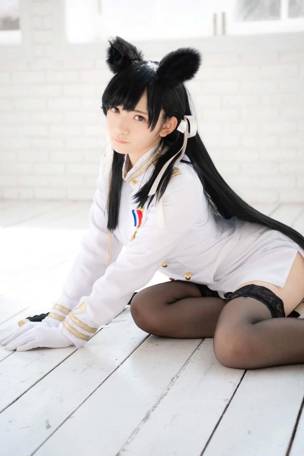   (Cosplay) 樱井Sakurai爱宕cos重现：猫耳制服少女手持长刀，极致黑丝诱惑，带你感受心动お仕置き时刻第84张图片
