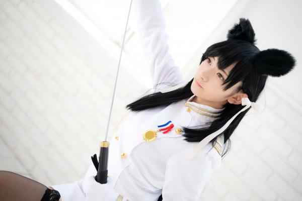    (Cosplay) 樱井Sakurai爱宕cos重现：猫耳制服少女手持长刀，极致黑丝诱惑，带你感受心动お仕置き时刻第116张图片