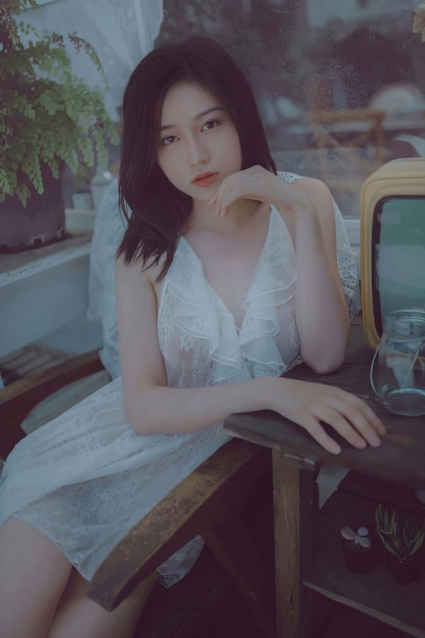 年年Nnian 年年  年年Nnian-青青子衿：复古怀旧色调私房，白蕾丝诱惑展曼妙身姿第2张图片