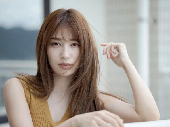    雪平莉左 綺麗なお姉さんは、好きですか？vol.2 家居私房写真 展现曼妙修身曲线与知性魅力第18张图片
