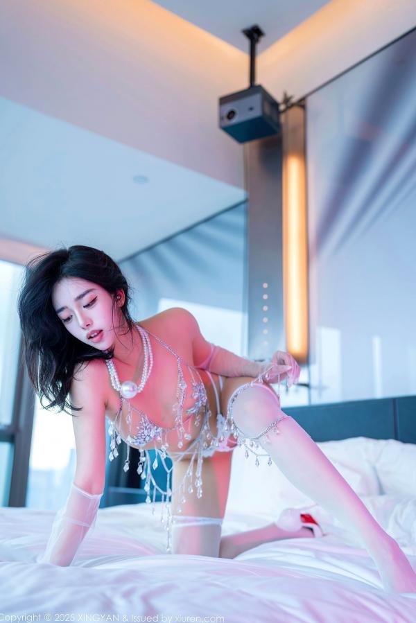    星颜社阮福福：奢华珍珠链情趣内衣私房写真，白丝诱惑极致傲人身材第56张图片