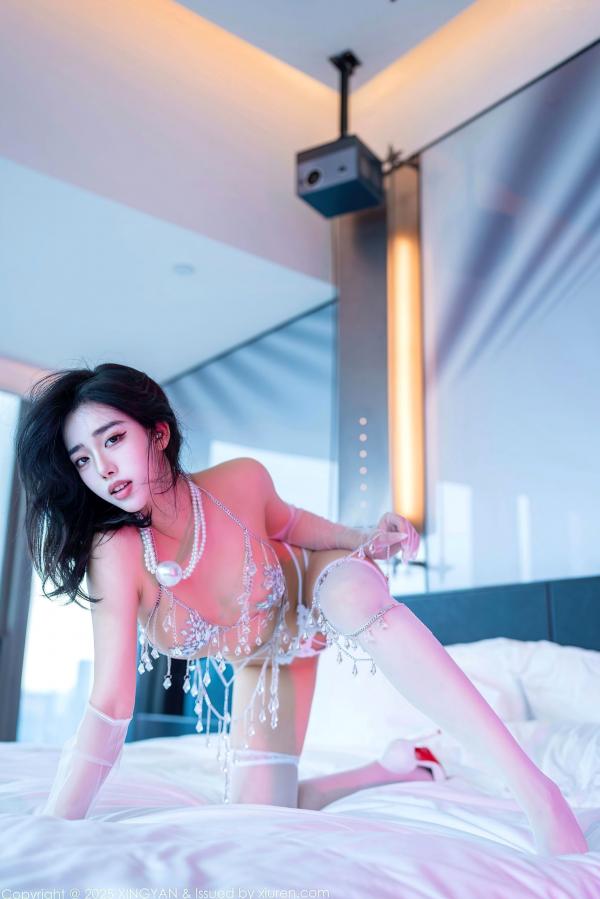    星颜社阮福福：奢华珍珠链情趣内衣私房写真，白丝诱惑极致傲人身材第57张图片