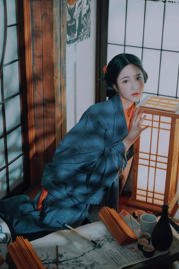 年年Nnian 年年  《年年Nnian-汉宫春月》古典汉服私房写真，唯美气质古风国潮大片第6张图片