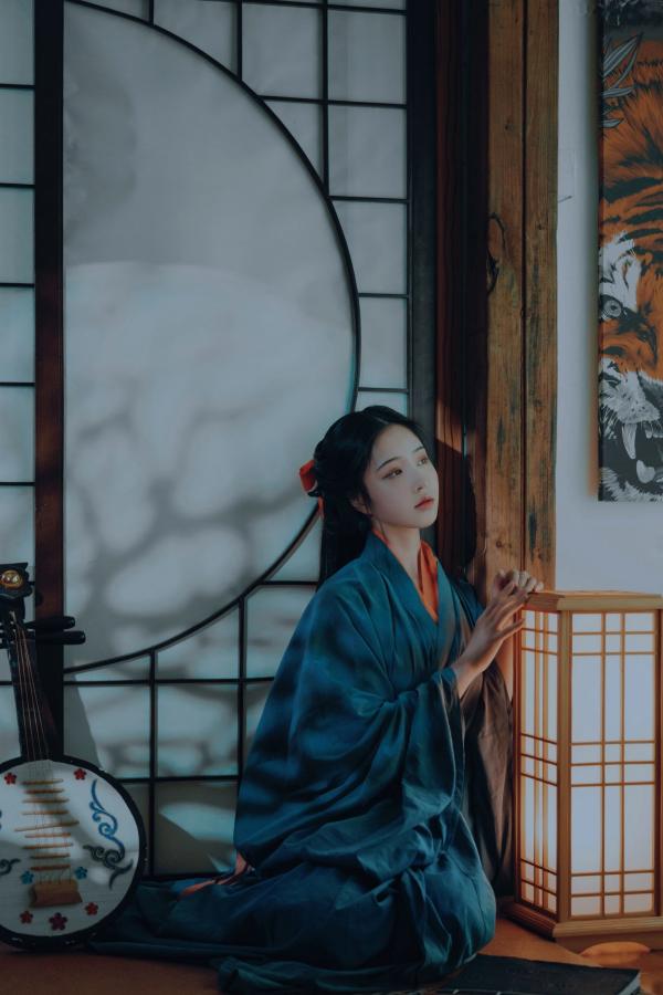 年年Nnian 年年  《年年Nnian-汉宫春月》古典汉服私房写真，唯美气质古风国潮大片第18张图片