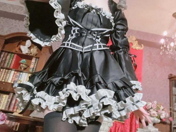    [Cosplay][my suite] Atsuki あつき - 库巴姬私房自拍写真，哥特风黑白蕾丝制服诱惑，精致妆容与白皙肌肤，极致的视觉盛宴第7张图片