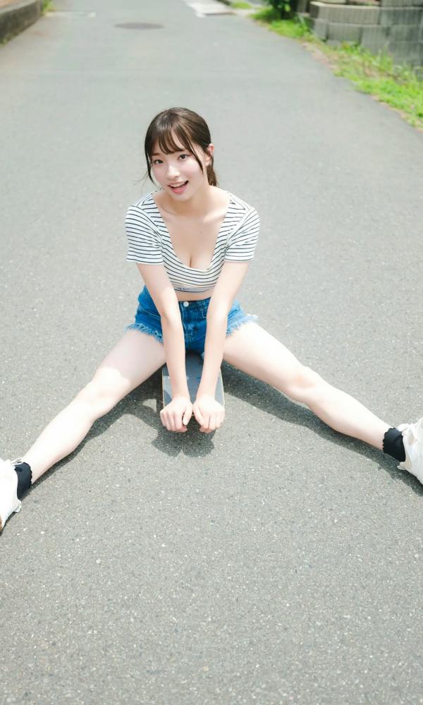    里仲菜月 - こっち向いて、なっちゃん！清新户外与私房比基尼性感写真集第35张图片