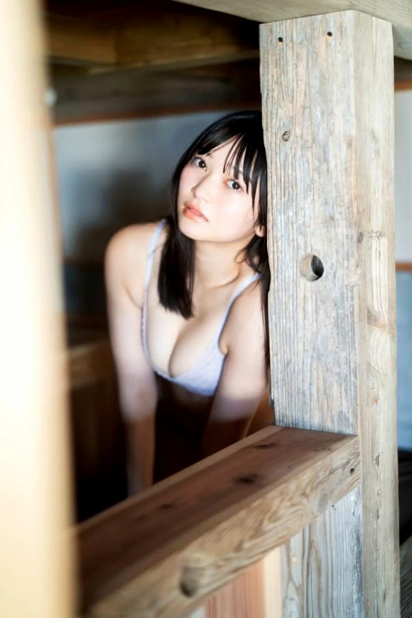    佐山すずか - 週末彼女，清新私房写真，极致童颜巨乳，居家慵懒风格，治愈系性感女神第16张图片