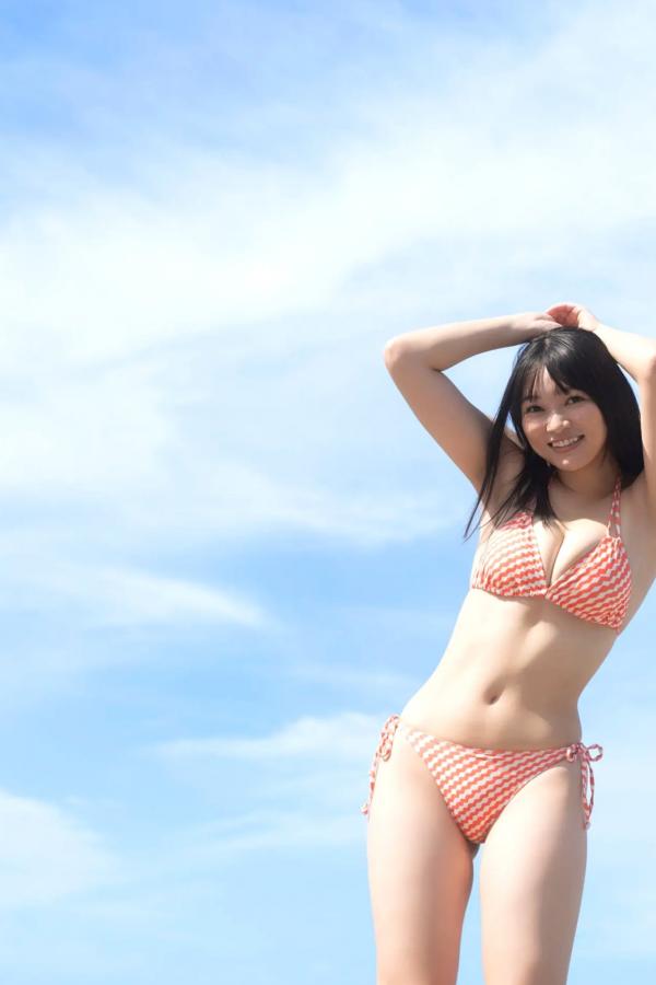    佐山すずか - 週末彼女，清新私房写真，极致童颜巨乳，居家慵懒风格，治愈系性感女神第48张图片