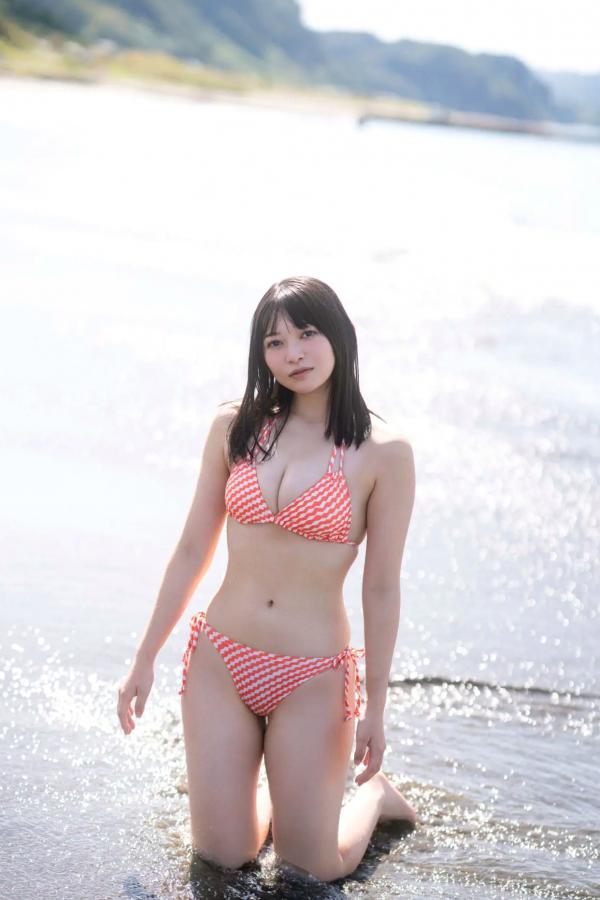    佐山すずか - 週末彼女，清新私房写真，极致童颜巨乳，居家慵懒风格，治愈系性感女神第51张图片
