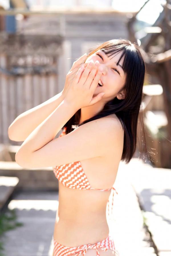    佐山すずか - 週末彼女，清新私房写真，极致童颜巨乳，居家慵懒风格，治愈系性感女神第56张图片