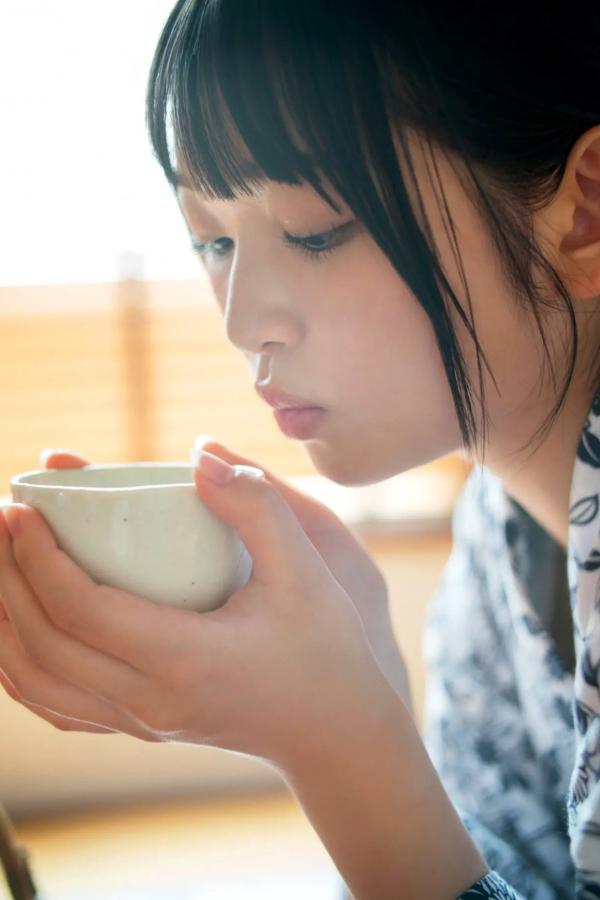    佐山すずか - 週末彼女，清新私房写真，极致童颜巨乳，居家慵懒风格，治愈系性感女神第75张图片