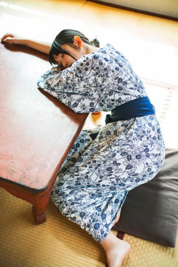    佐山すずか - 週末彼女，清新私房写真，极致童颜巨乳，居家慵懒风格，治愈系性感女神第77张图片