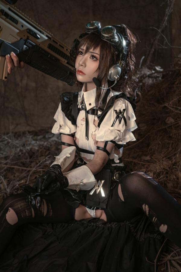    爆机少女喵小吉-战斗女仆第二弹-战损风特战制服COS-末世荒野持枪写真第39张图片