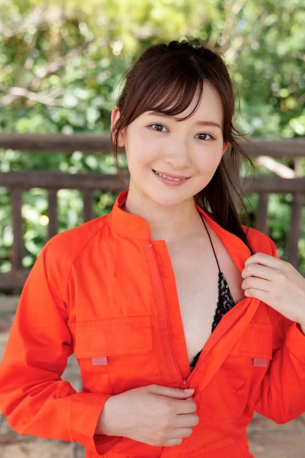    [Minisuka.tv] 近藤あさみ (Asami Kondou) - 户外工装造型，清纯笑容与性感蕾丝比基尼的治愈系福利第26张图片