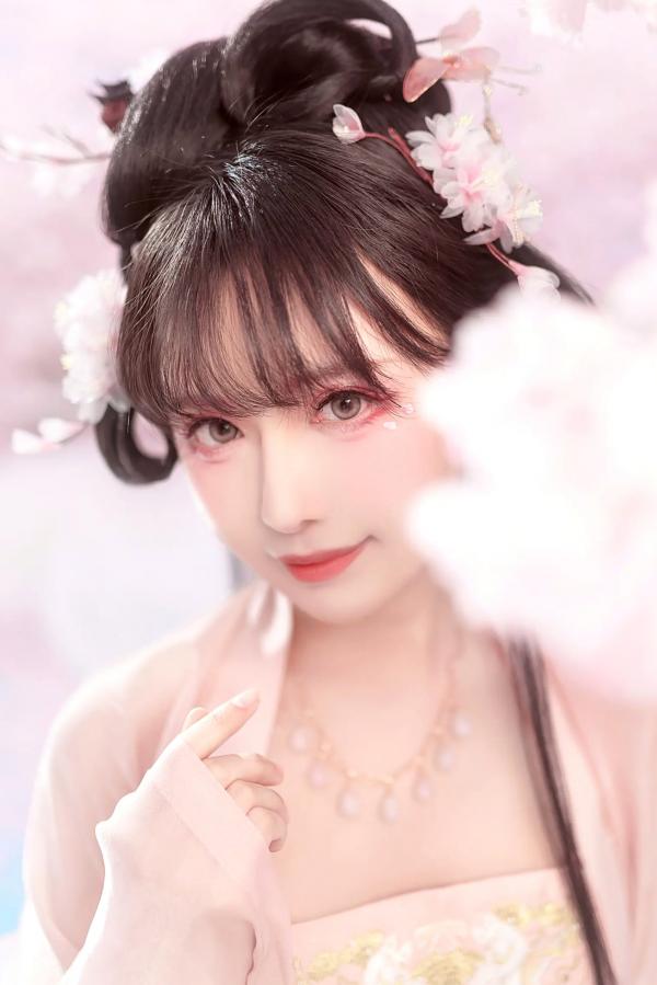    Shika小鹿鹿 - 汉服写真 | 樱花树下古风唯美少女，打造清纯灵动仙气大片第8张图片
