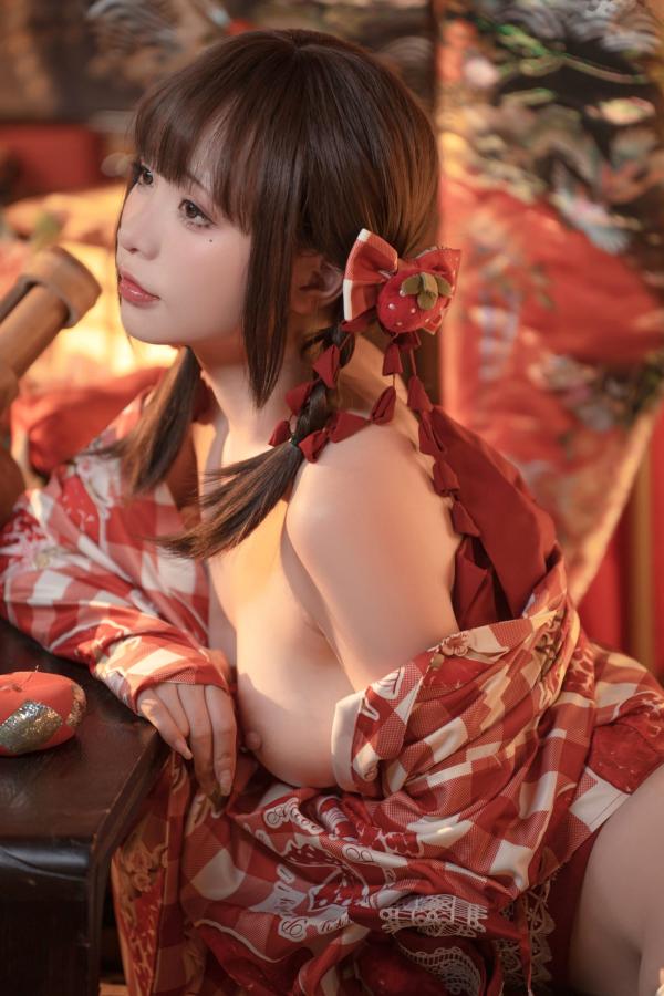    爆机少女喵小吉-12月T3-灼灼其华：日式和风私房，红色浴衣与白色丝袜的绝美碰撞，极致诱惑写真第42张图片