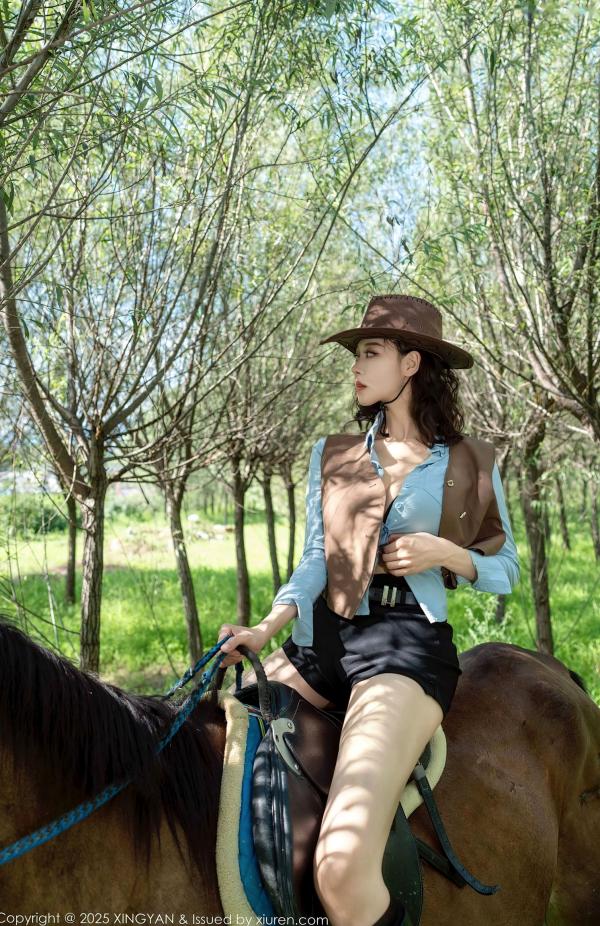    XingYan星颜社-391-清妙：户外森林马场牛仔女郎骑马写真，黑色内衣演绎狂野性感，极致私房大片第6张图片