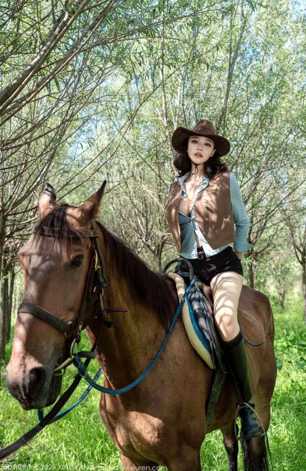    XingYan星颜社-391-清妙：户外森林马场牛仔女郎骑马写真，黑色内衣演绎狂野性感，极致私房大片第7张图片