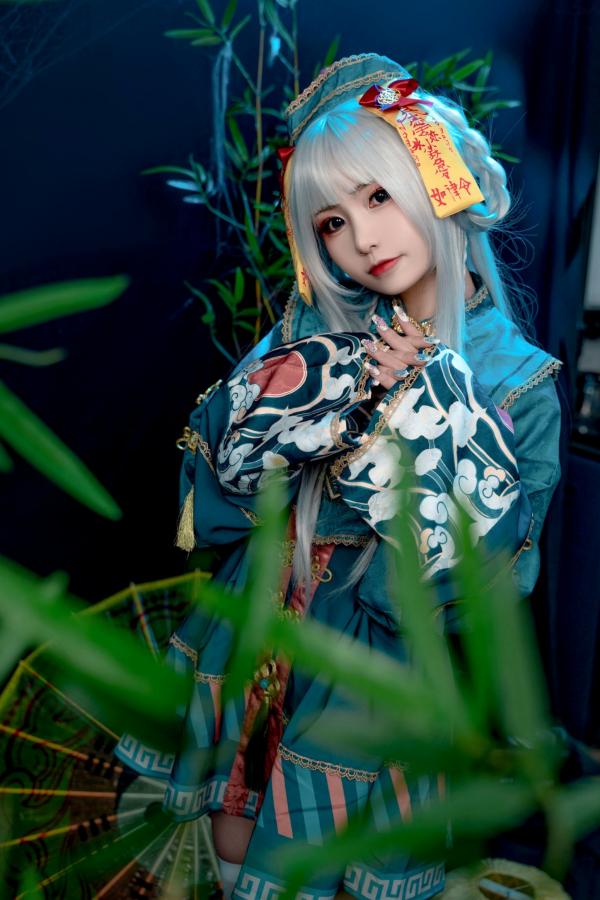    爆机少女喵小吉-子不语：神秘道士古风角色扮演，白发冷艳魅惑大尺度私房写真第10张图片