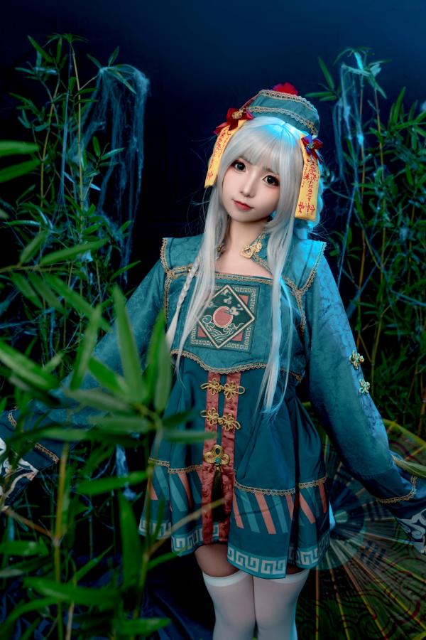    爆机少女喵小吉-子不语：神秘道士古风角色扮演，白发冷艳魅惑大尺度私房写真第21张图片