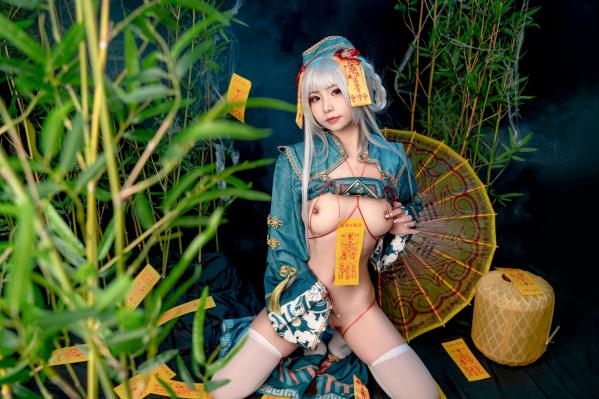    爆机少女喵小吉-子不语：神秘道士古风角色扮演，白发冷艳魅惑大尺度私房写真第72张图片
