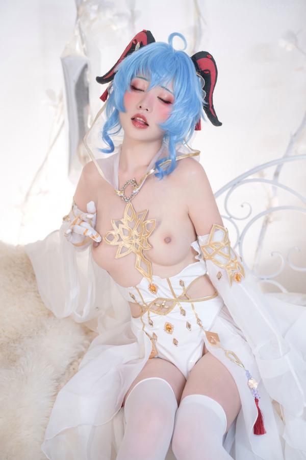   爆机少女喵小吉-12月T3-双子：最强冰雪组合，梦幻角色扮演cosplay冷艳女王极致私房写真第25张图片