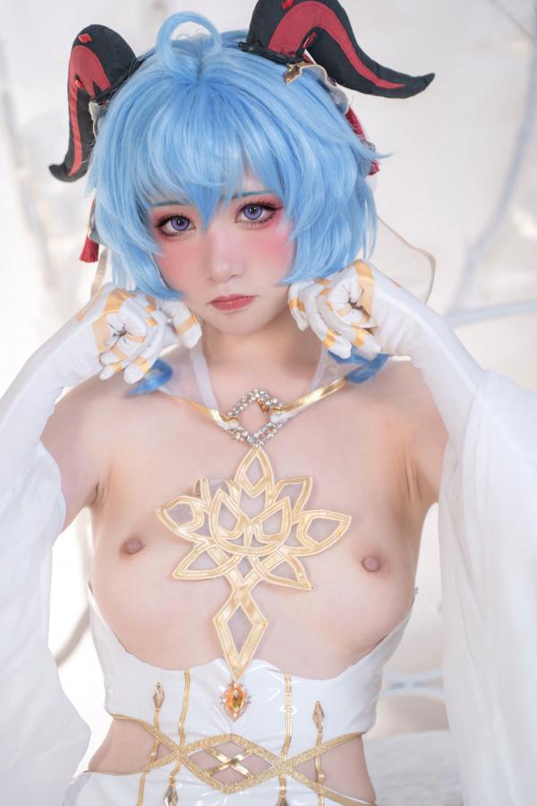    爆机少女喵小吉-12月T3-双子：最强冰雪组合，梦幻角色扮演cosplay冷艳女王极致私房写真第31张图片