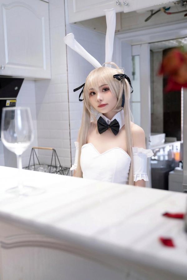    爆机少女喵小吉-缘之空春日野穹兔女郎COS私房写真，清纯金发与肉感黑丝的极致诱惑碰撞第4张图片
