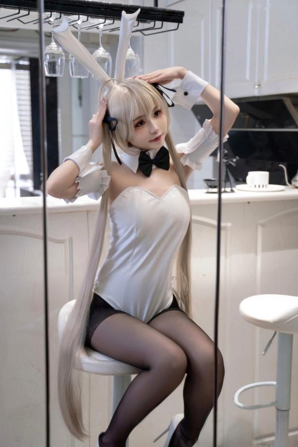   爆机少女喵小吉-缘之空春日野穹兔女郎COS私房写真，清纯金发与肉感黑丝的极致诱惑碰撞第11张图片