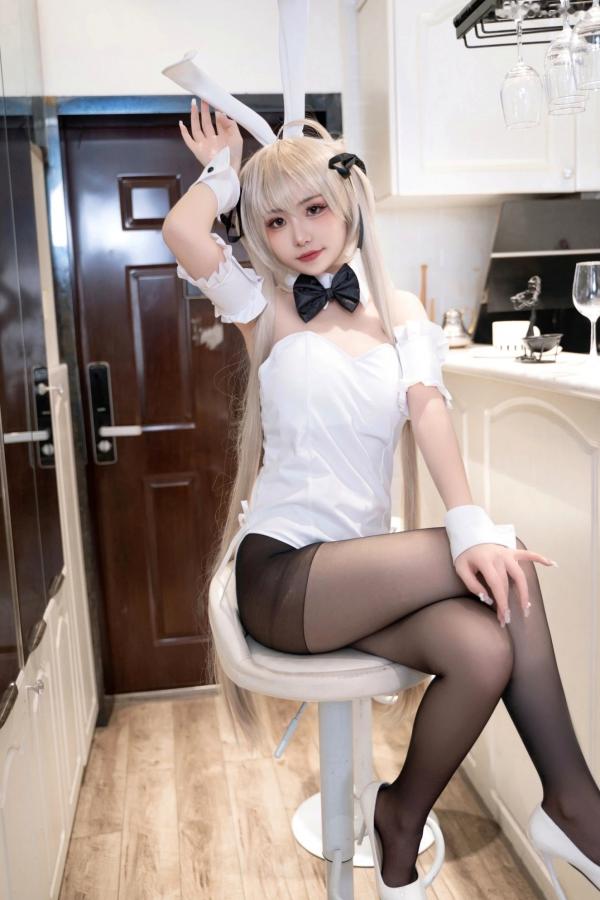    爆机少女喵小吉-缘之空春日野穹兔女郎COS私房写真，清纯金发与肉感黑丝的极致诱惑碰撞第20张图片