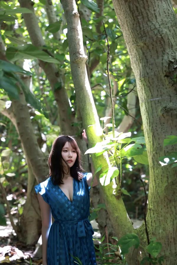    小日向ゆか - Soleil 甜美私房写真，清新格纹裙展现治愈系诱惑与绝美曲线第11张图片