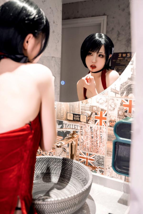    爆机少女喵小吉-生化危机艾达王cosplay私房大尺度写真，冷艳诱惑角色扮演第18张图片