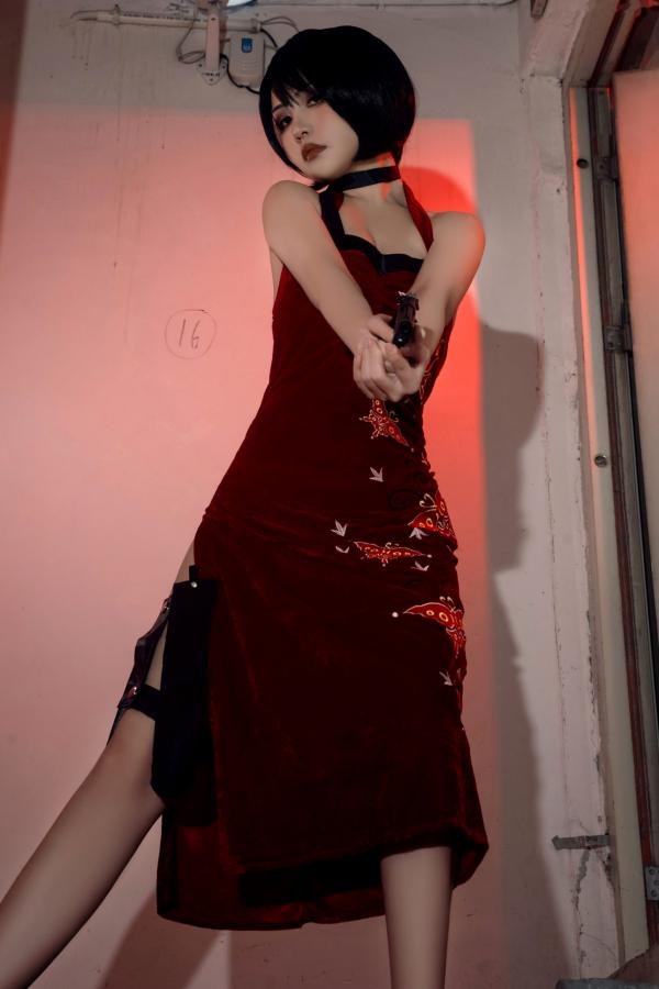    爆机少女喵小吉-生化危机艾达王cosplay私房大尺度写真，冷艳诱惑角色扮演第41张图片