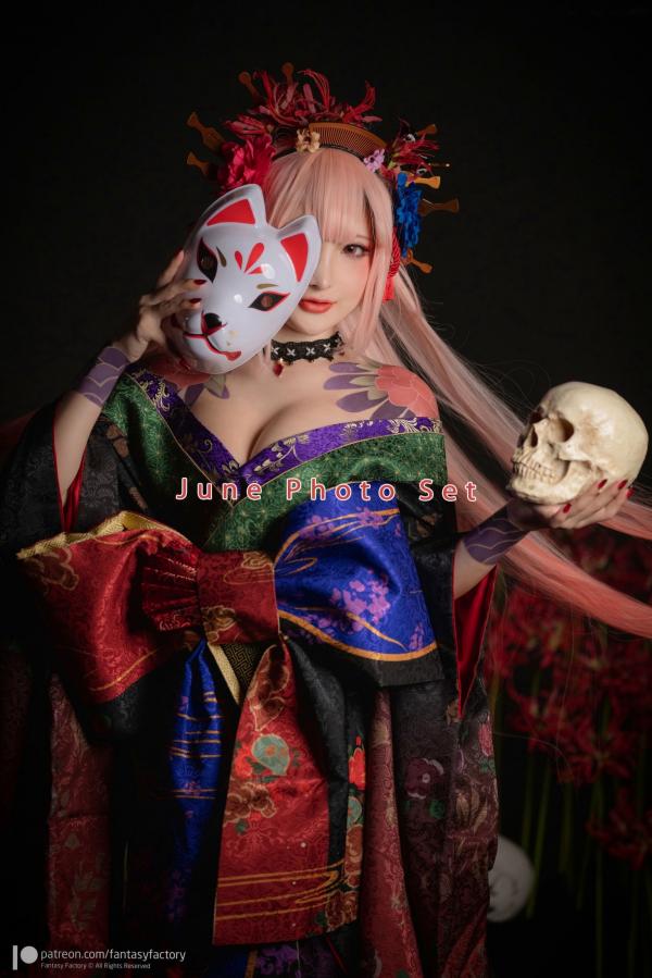   Fantasy-Factory-小丁Ding 2023年6月专辑，性感奶牛角色扮演与私房内衣写真，甜美与火辣的极致诱惑第13张图片
