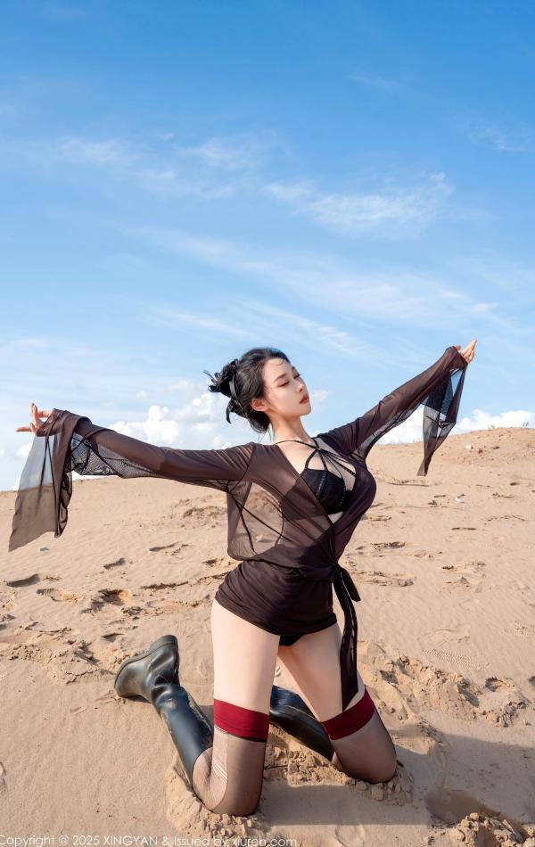    XingYan星颜社-387-清妙-沙漠户外拍摄轻透黑纱黑色内衣黑丝写真-极品性感诱惑大尺度作品-2025.08.21第2张图片