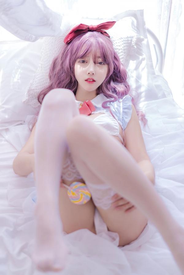 过期米线线喵   过期米线线喵-076-棒棒糖：软萌二次元少女私房照，清纯制服搭配白丝，甜美诱惑第6张图片