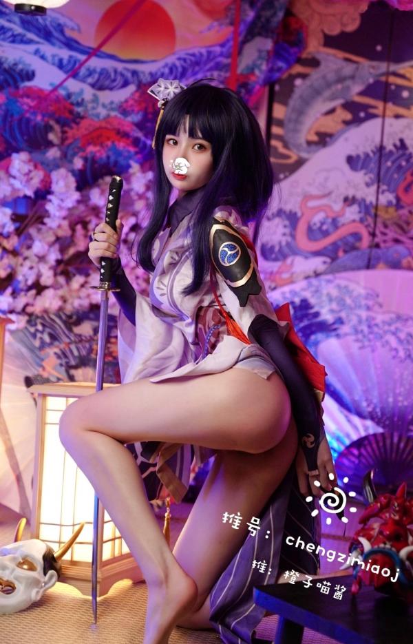    橙子喵酱雷神COS原神角色，日式樱花和室唯美私房写真，极致诱惑大尺度动漫角色扮演第23张图片