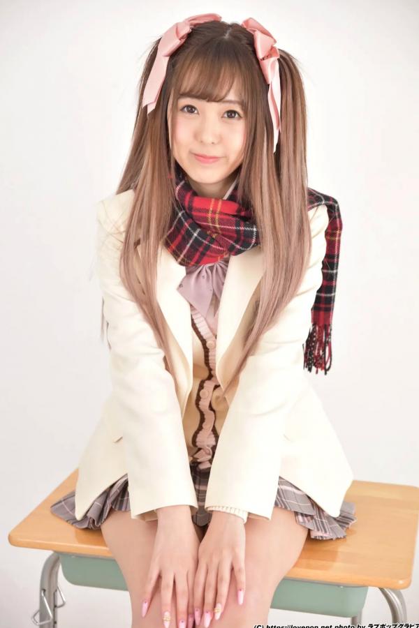    [LOVEPOP] 草川紫音 - 清纯日系校服甜美学妹写真，展现校园青春活力与俏皮姿态，Shion Kusakawa Photoset 02第27张图片