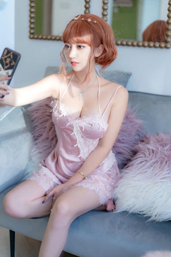过期米线线喵   过期米线线喵-054-星月公主：粉色蕾丝吊带私房写真，演绎梦幻甜美诱惑第6张图片