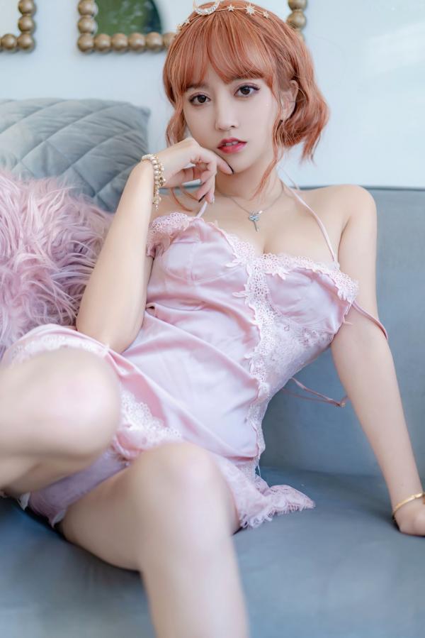 过期米线线喵   过期米线线喵-054-星月公主：粉色蕾丝吊带私房写真，演绎梦幻甜美诱惑第29张图片