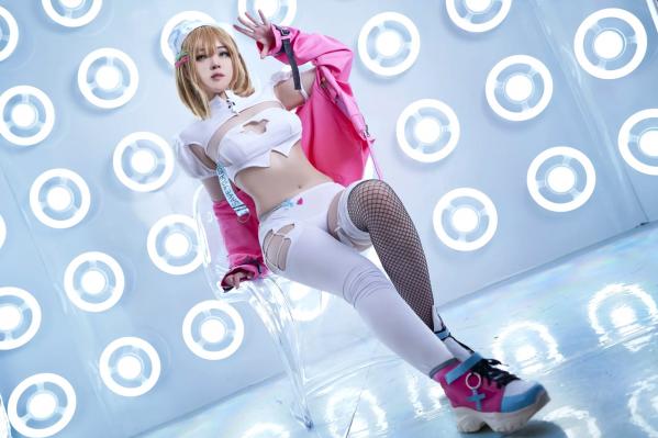   奈奈紀 - 魔太郎護士Nurse二次元萌系Cosplay，极品童颜清纯诱惑角色扮演，梦幻光影展现女神风采第4张图片