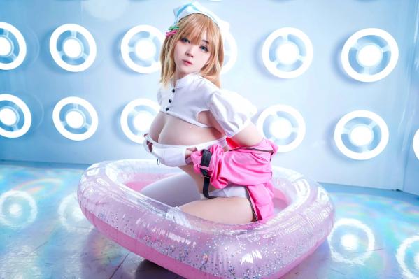    奈奈紀 - 魔太郎護士Nurse二次元萌系Cosplay，极品童颜清纯诱惑角色扮演，梦幻光影展现女神风采第10张图片