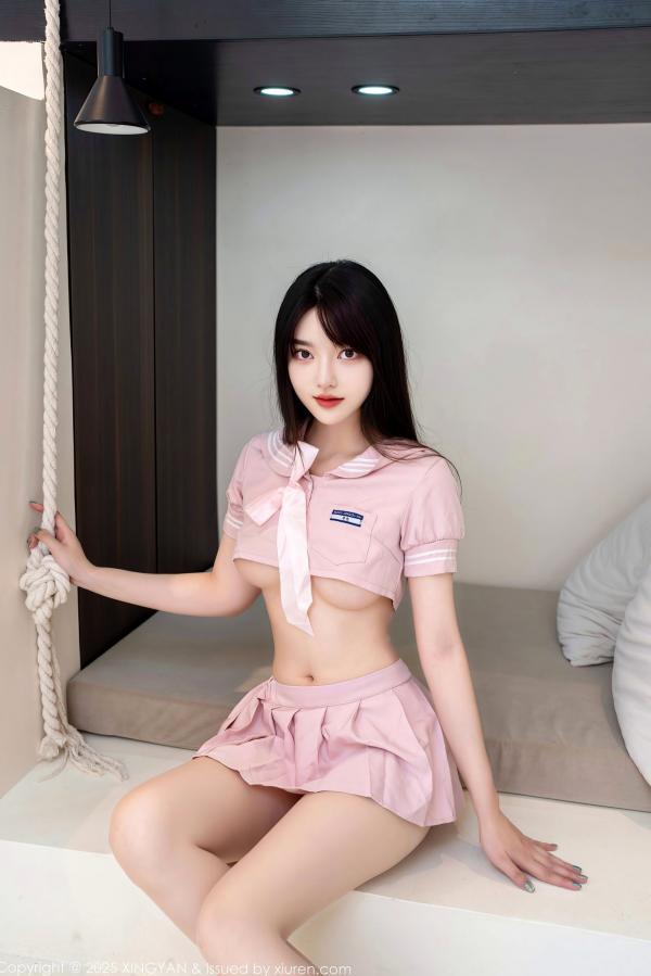    XingYan星颜社-364-白露lulu-超短粉色JK制服-室内纯欲私房摄影-诱惑身材展现第1张图片