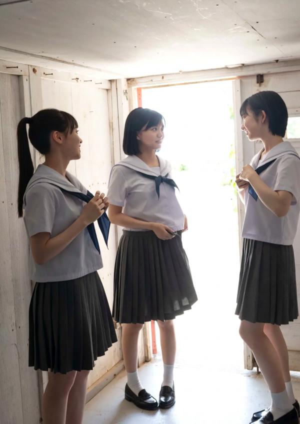   かすみ草とステラ 有岡ちひろ_小柴美羽_比賀ハル写真集 『 複雑な関係 』 校园泳装比基尼清纯甜美青春写真第42张图片