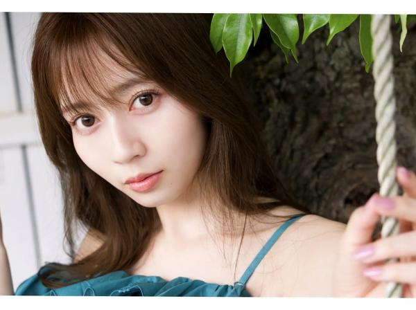    水瀬さらら - ICONIC：清新露肩长裙写真，日系氧气女神甜美气质大赏第2张图片