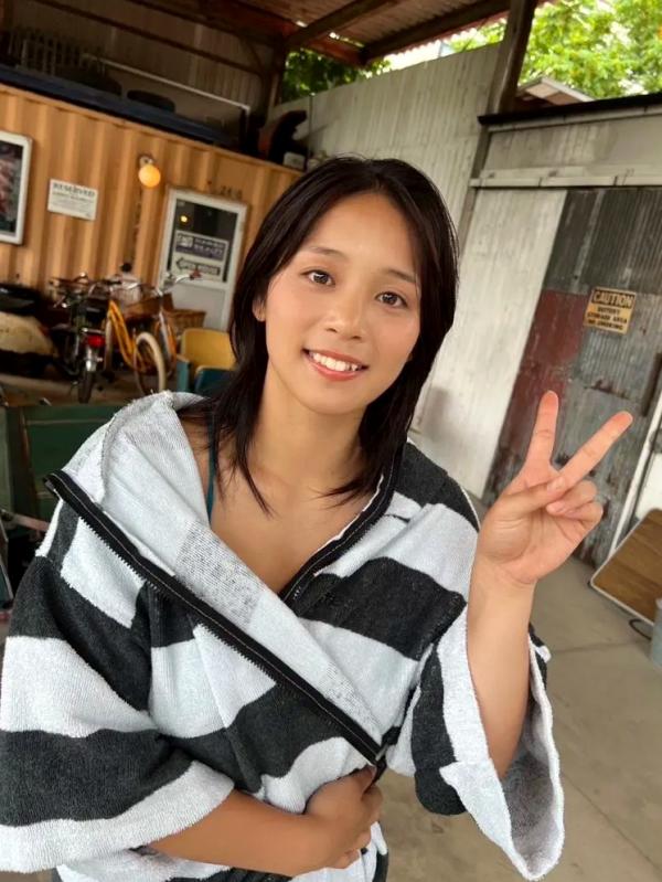    [Weekly SPA!] 2024.08.13-20 えなこ 莉子 都丸紗也華等 日本职场OL制服诱惑与比基尼写真合集第29张图片