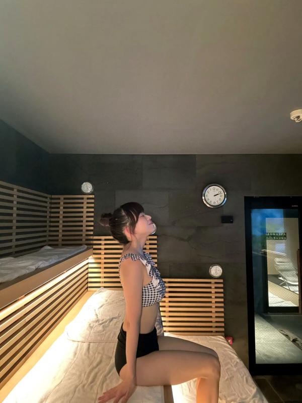    [Weekly SPA!] 2024.08.13-20 えなこ 莉子 都丸紗也華等 日本职场OL制服诱惑与比基尼写真合集第56张图片