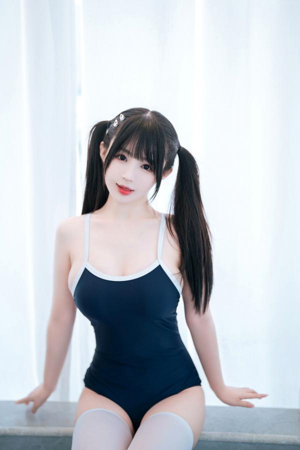 桜井宁宁 樱井宁宁  《桜井宁宁-059-青春双马尾少女泳池私房写真，性感白丝死库水诱惑》第6张图片