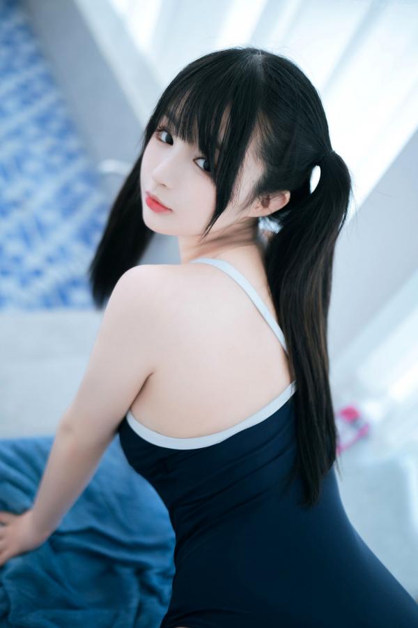 桜井宁宁 樱井宁宁  《桜井宁宁-059-青春双马尾少女泳池私房写真，性感白丝死库水诱惑》第47张图片